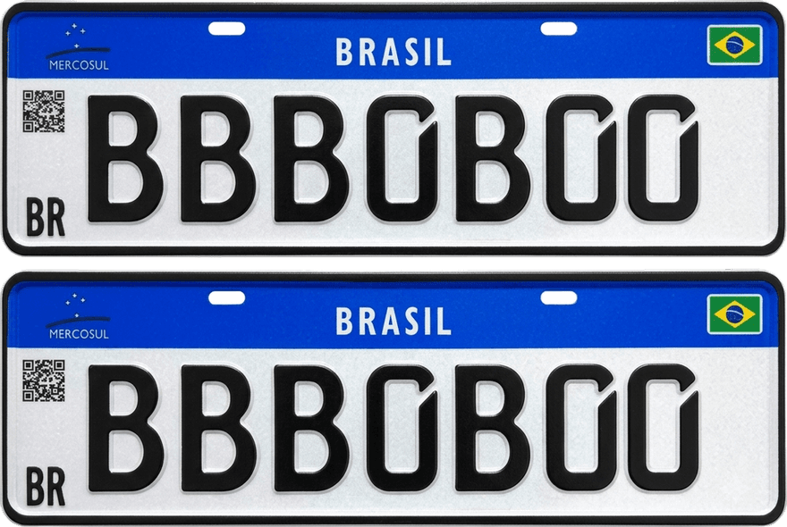Par de placas no padrão Mercosul estampado pela Capital Placas